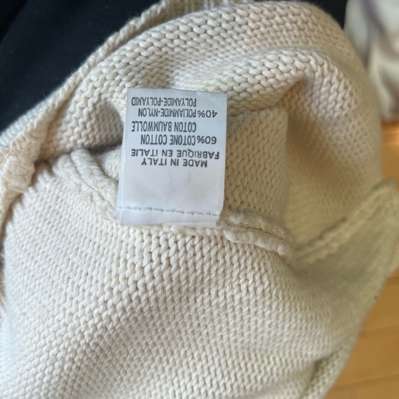 Cream Knit Crop top (size xsmall) - Picture 4 of 4